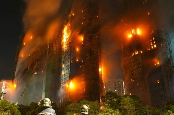 2 Diem Bat Thuong Cua Vu Chay Tang Thuong Nhat Hong Kong Trong Hon Nua The Ky