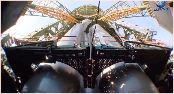 3 Be Phong Ten Lua Tai Baikonur Sup Do Ngan Can Phi Hanh Gia Nga Tiep Can Quy Dao