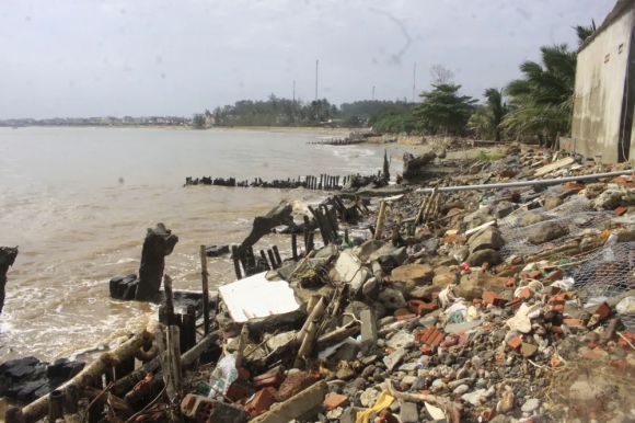 2 Bien An Sau Vao Lang 30 Ho Dan O Quang Ngai Song Trong Noi So Bien Nuot Mat Nha