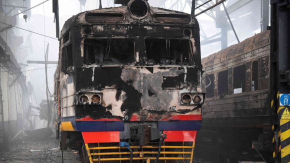 1 Putin Leo Thang Chien Dich Huy Diet Toan Dien Nham Vao Nha Ga Buu Dien Va Kho Thuoc O Ukraine