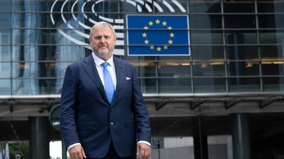 2 Nga Vuot Bien Gioi Estonia Neu Moscow Tan Cong Chau Au Se La Nhieu Mat Tran