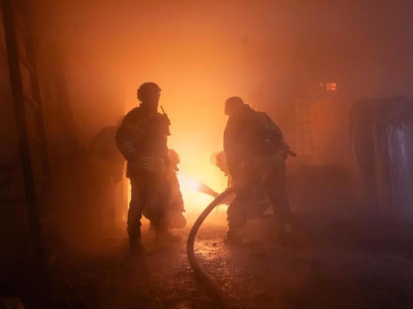 1 Cao Buoc Gay Chan Dong Cua Zelensky Trung Quoc Tiep Tay Cho Cac Cuoc Tan Cong Cua Giac Nga Vao Nganh Nang Luong Ukraine