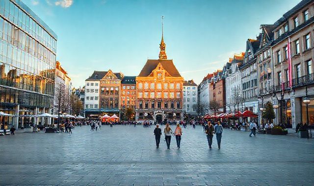 Các diện cư trú tại Đức cho phép bảo lãnh đoàn tụ gia đình