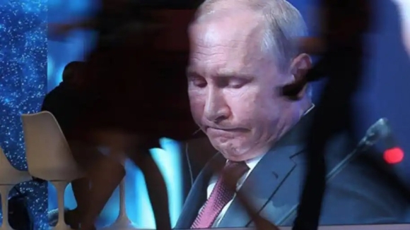 2 Ty Phu Nga Canh Bao Rui Ro Doi Voi Kremlin Neu Cac Mo Dau Venezuela Roi Vao Tay My