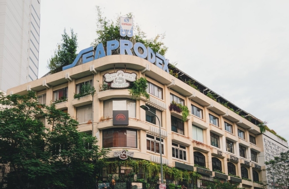 2 Trai Dang Cua Novaland   Vua Chi 1400 Ty Gian Tiep Thau Tom Do Hop Ha Long Thi Vuong Lum Xum Thit Ban