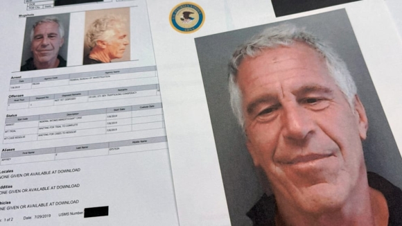 1 Chan Dong Voi Hon 3 Trieu Trang Ho So Moi Ve Jeffrey Epstein Duoc Cong Bo