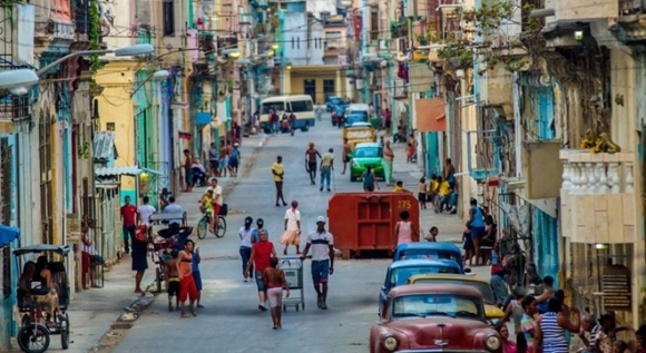 1 Cuba Va Bai Toan Sinh Ton Khi Mo Hinh Kinh Te Ke Hoach Hoa Cham Day