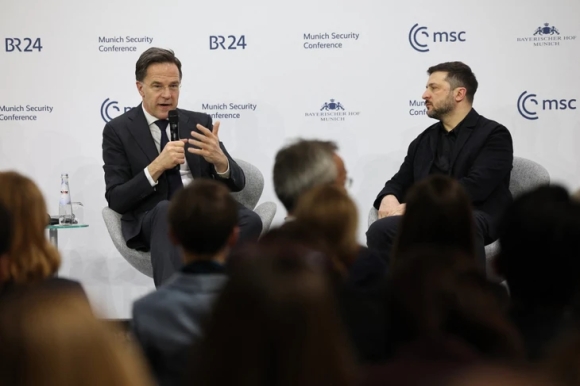 1 Nato Va My Uoc Tinh Nga Mat Hon Ngan Binh Si Moi Ngay