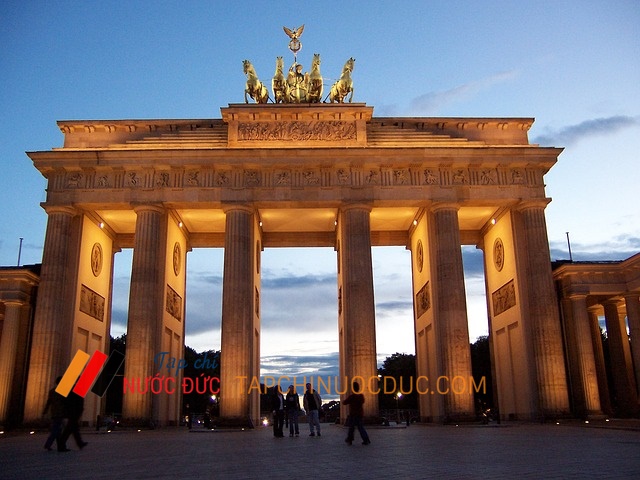 brandenburg gate 928816 640